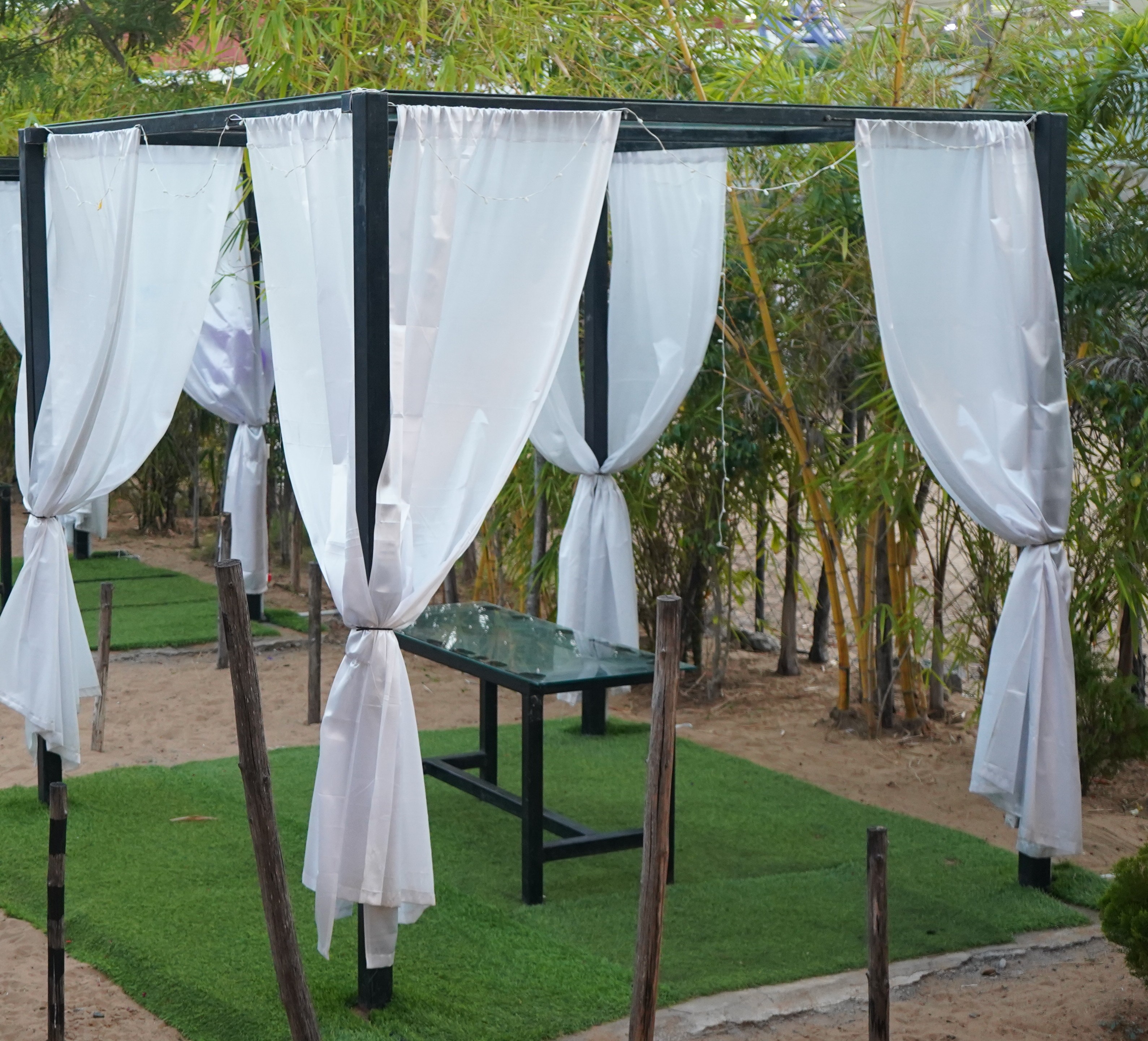 open  dining